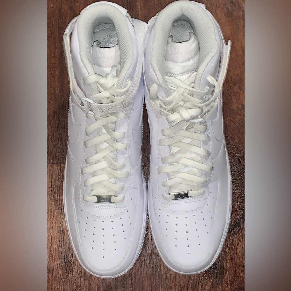 Nike size 16 shoe - Picture 6 of 15